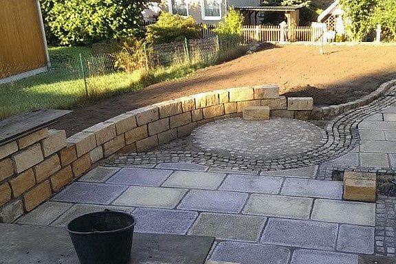 Graue und Braune Granitplatten nach Maß Graue und Braune Gredplatten nach Maß