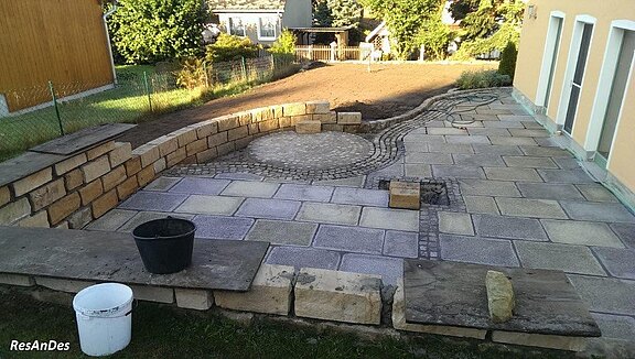 Graue und Braune Granitplatten nach Maß Graue und Braune Gredplatten nach Maß