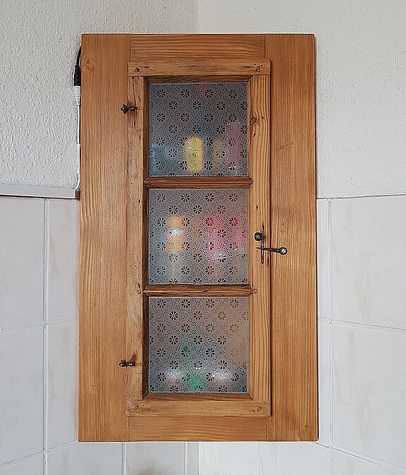 Eckschrank für Gewürze Deko Altholzfenster - Eckschrank für Gewürze