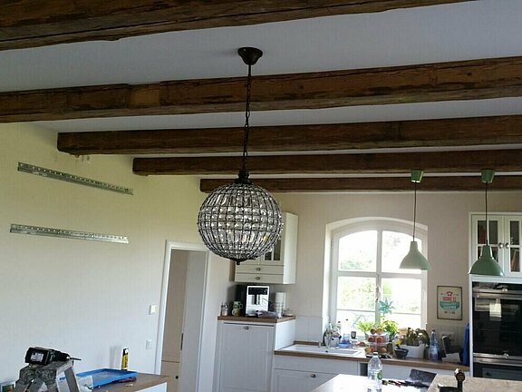 resandes-altholzbalken.jpg