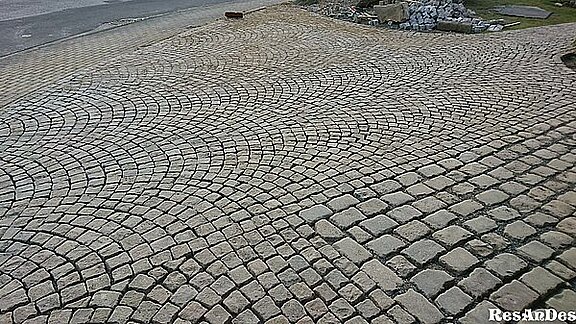 Klein und Großsteinpflaster neu Verlegt Altes Kleinpflaster und Großsteinpflaster neu Verlegt