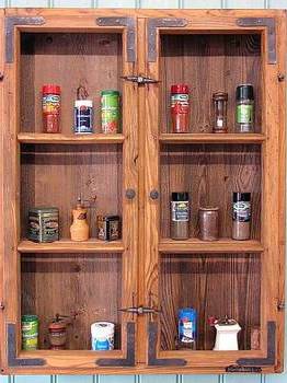 Sprossenfenster als Vitrinenschrank ab 280,00 € altes Sprossenfenster als Vitrinenschrank