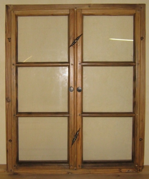 Restauriertes Sprossenfenster Historisches Fenster restauriert